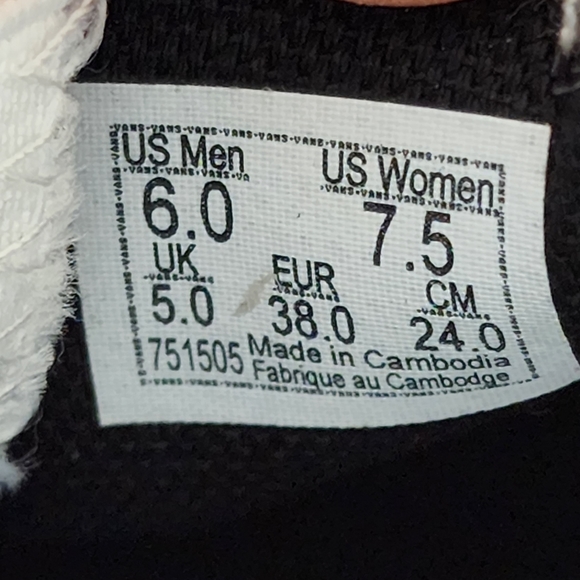 Vans Classic Slip On Black White Canvas Women's Shoes NEW - Picture 13 of 14